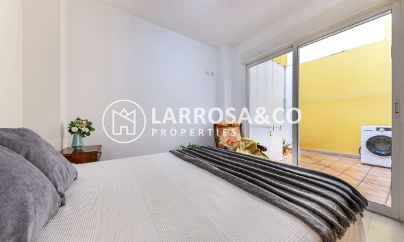 Resale - Apartment - Alicante - Carolinas Bajas