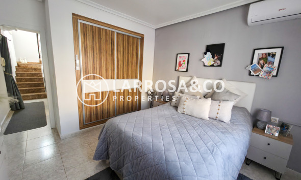 Reventa - Chalet - Villamartín - Costa Blanca