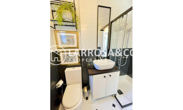 A Vendre - Penthouse  - Torrevieja - Punta Prima