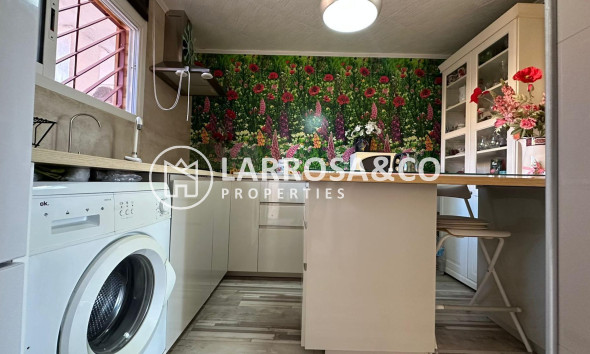 Herverkoop - Apartment - Torrevieja - Centro