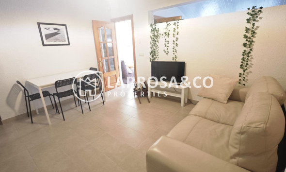 Resale - Bungalow - Torrevieja - Playa del cura