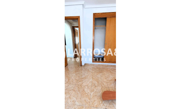 A Vendre - Penthouse  - Torrevieja - Los Locos Beach