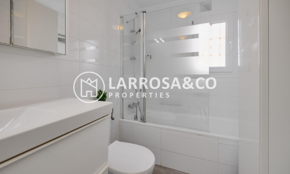 Reventa - Bungalow - Torrevieja - Aguas Nuevas