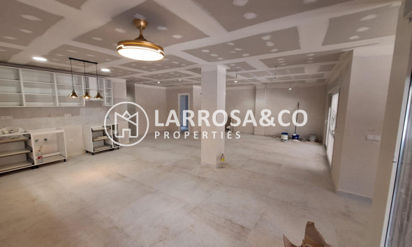 Herverkoop - Apartment - Torrevieja - Acequion