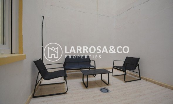 Resale - Apartment - Torrevieja - Playa Acequion