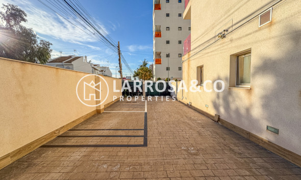 Resale - Apartment - Torrevieja - Costa Blanca