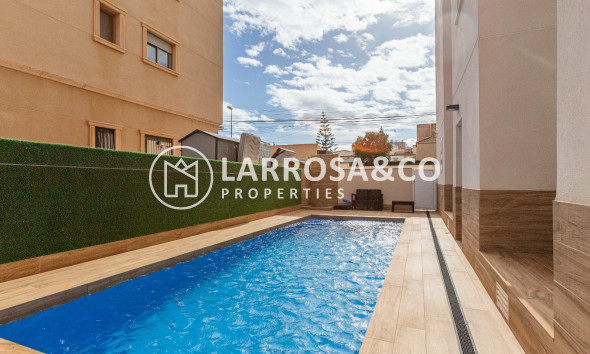Resale - Apartment - Torrevieja - Costa Blanca