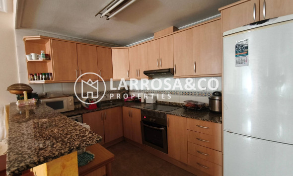 Resale - Apartment - Torrevieja - Estacion de autobuses