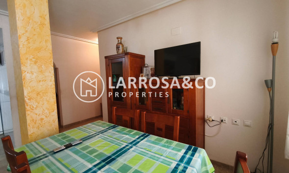 Resale - Apartment - Torrevieja - Estacion de autobuses