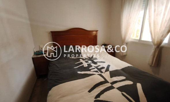 Resale - Apartment - Torrevieja - Estacion de autobuses