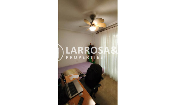 Resale - Apartment - Torrevieja - Estacion de autobuses