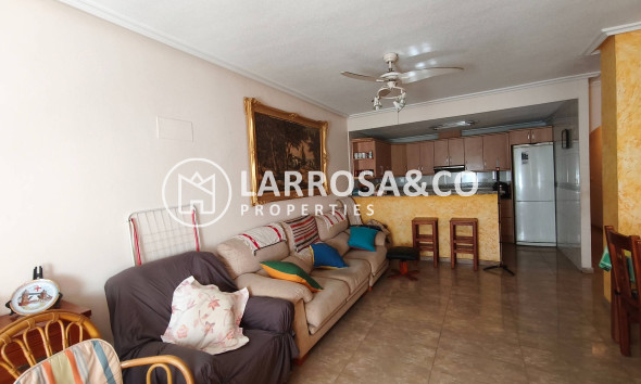 Resale - Apartment - Torrevieja - Estacion de autobuses