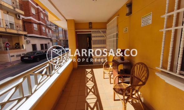 Resale - Apartment - Torrevieja - Estacion de autobuses