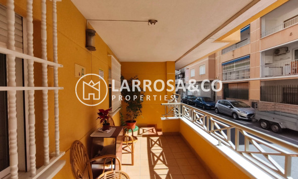 Resale - Apartment - Torrevieja - Estacion de autobuses