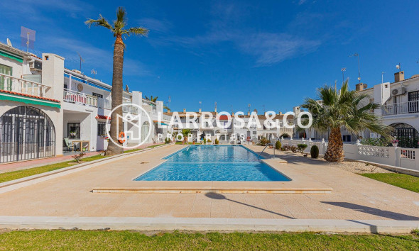 Reventa - Adosado - Torrevieja - Calas blanca