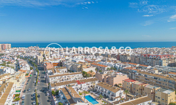 Reventa - Adosado - Torrevieja - Calas blanca