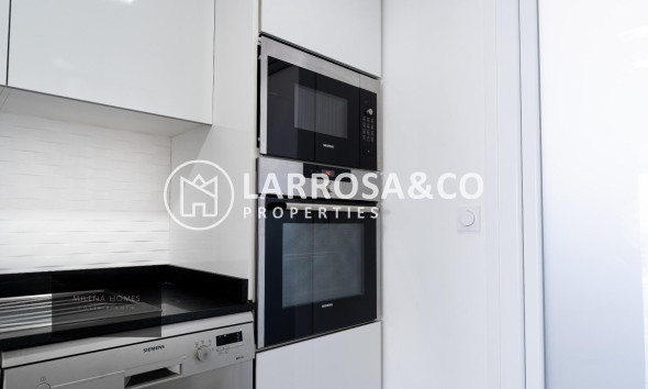 Reventa - Atico - Torrevieja - Punta Prima