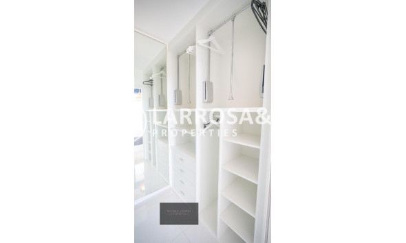 Reventa - Atico - Torrevieja - Punta Prima