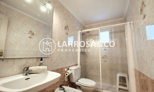 Resale - Apartment - Torrevieja - Estacion de autobuses