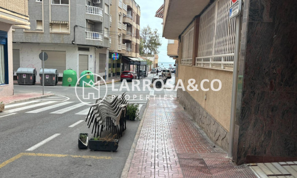 Resale - Apartment - Torrevieja - Los Locos Beach