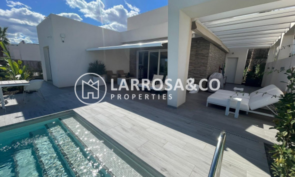 Resale - Detached House/Villa - Algorfa - Club De Golf La Finca