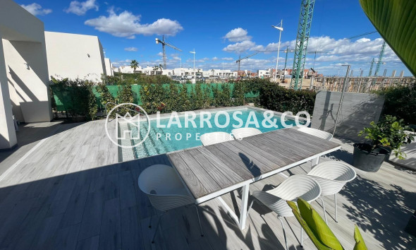 Resale - Detached House/Villa - Algorfa - Club De Golf La Finca