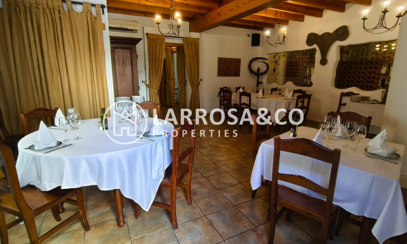 Resale - Commercial space - Alicante - Costa Blanca