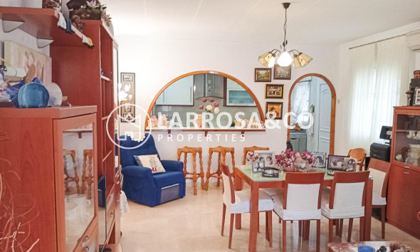 Herverkoop - Villa - Torrevieja - La Siesta - El Salado - Torreta