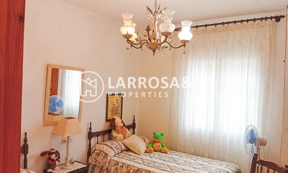 Herverkoop - Villa - Torrevieja - La Siesta - El Salado - Torreta