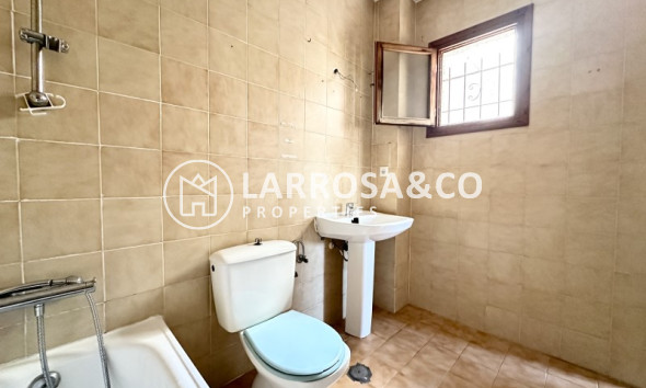 Resale - Semi-detached house - Torrevieja - Costa Blanca