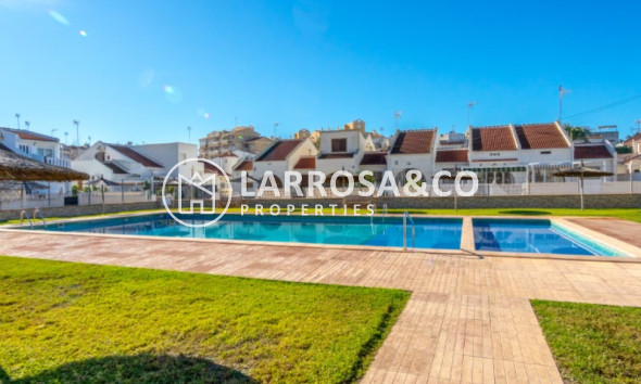 Resale - Semi-detached house - Torrevieja - Costa Blanca