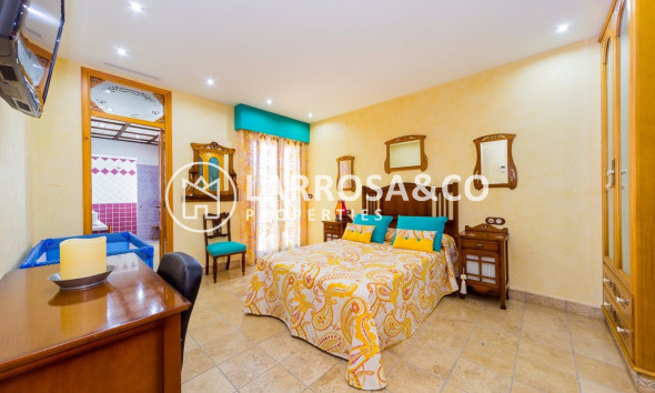 Reventa - Finca - Almoradí - Camino De Catral