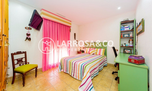 Reventa - Finca - Almoradí - Camino De Catral