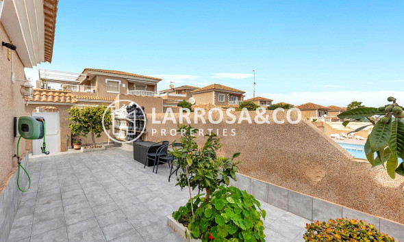 A Vendre - Villa - Torrevieja - Los Balcones - Los Altos del Edén