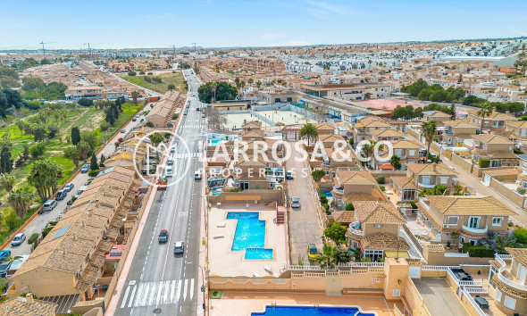 A Vendre - Villa - Torrevieja - Los Balcones - Los Altos del Edén