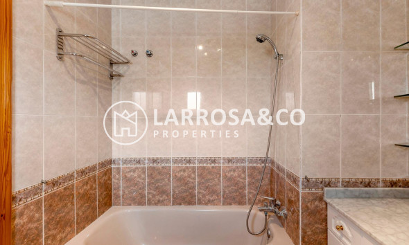 A Vendre - Villa - Torrevieja - Los Balcones - Los Altos del Edén