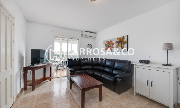 Resale - Bungalow - Torrevieja - La Siesta - El Salado - Torreta