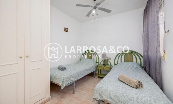 Resale - Bungalow - Torrevieja - La Siesta - El Salado - Torreta