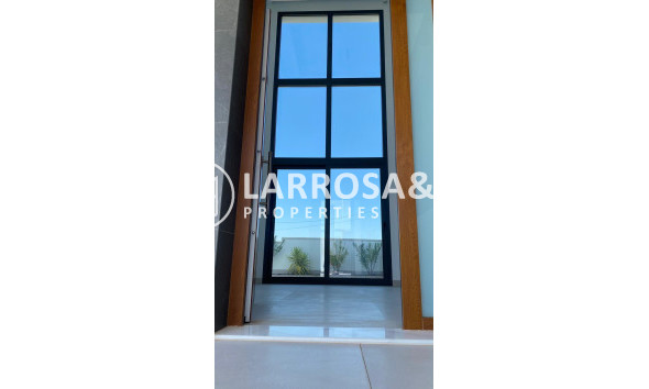 Herverkoop - Villa - Torrevieja - Los Balcones