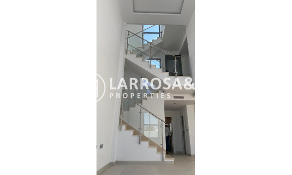 Herverkoop - Villa - Torrevieja - Los Balcones
