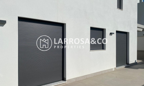 Herverkoop - Villa - Torrevieja - Los Balcones