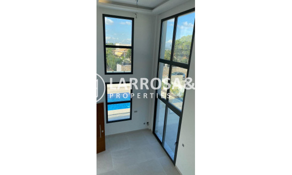 Herverkoop - Villa - Torrevieja - Los Balcones