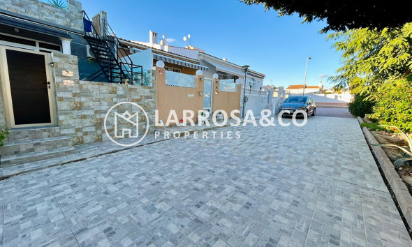 Resale - Semi-detached house - Torrevieja - Costa Blanca