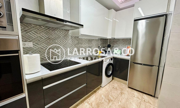 Resale - Semi-detached house - Torrevieja - Costa Blanca