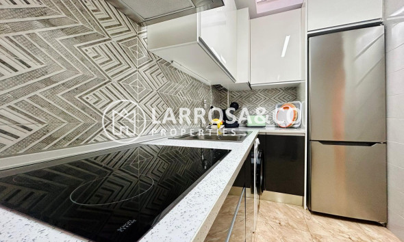 Resale - Semi-detached house - Torrevieja - Costa Blanca