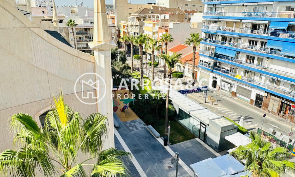 Resale - Apartment - Torrevieja - Centro