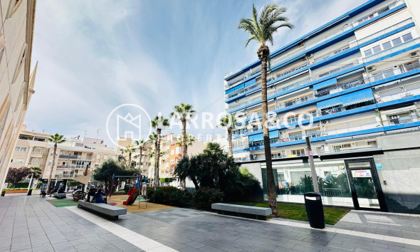 Resale - Apartment - Torrevieja - Centro