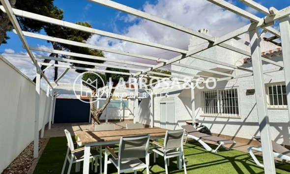 Herverkoop - Villa - Torrevieja - Costa Blanca