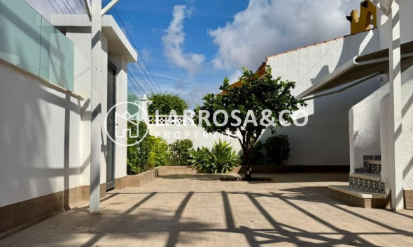 Herverkoop - Villa - Torrevieja - Costa Blanca