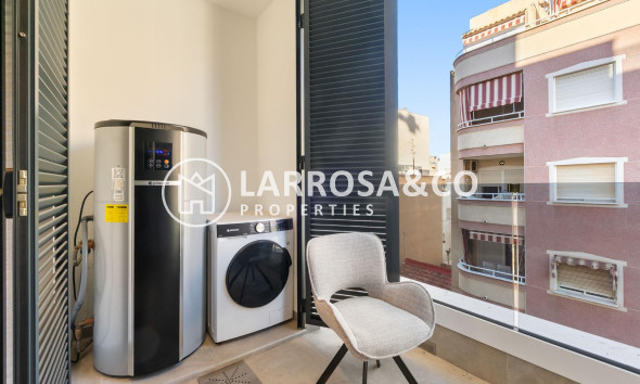 Reventa - Apartamento - Torrevieja - Playa del cura